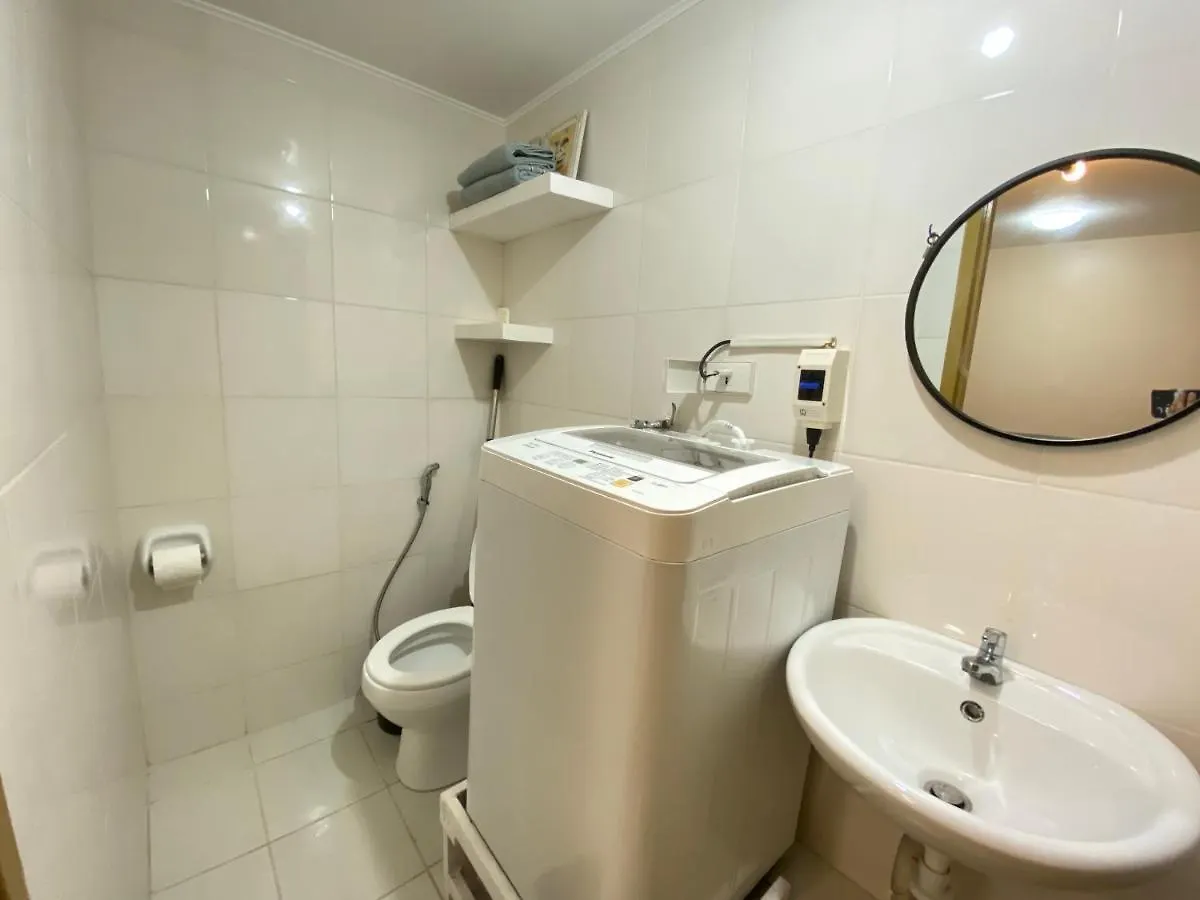 Apartment 8 Spatial 2Br Condo Within The City With Pool, Wifi & Netflix Davao
